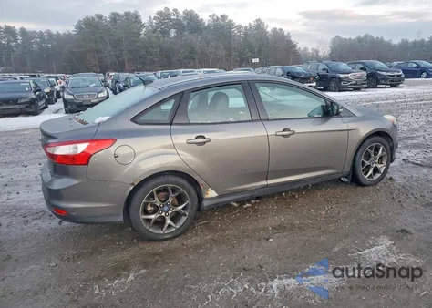 2013 Ford Focus Se z USA, uszkodzony, nr VIN 1FADP3F21DL120441
